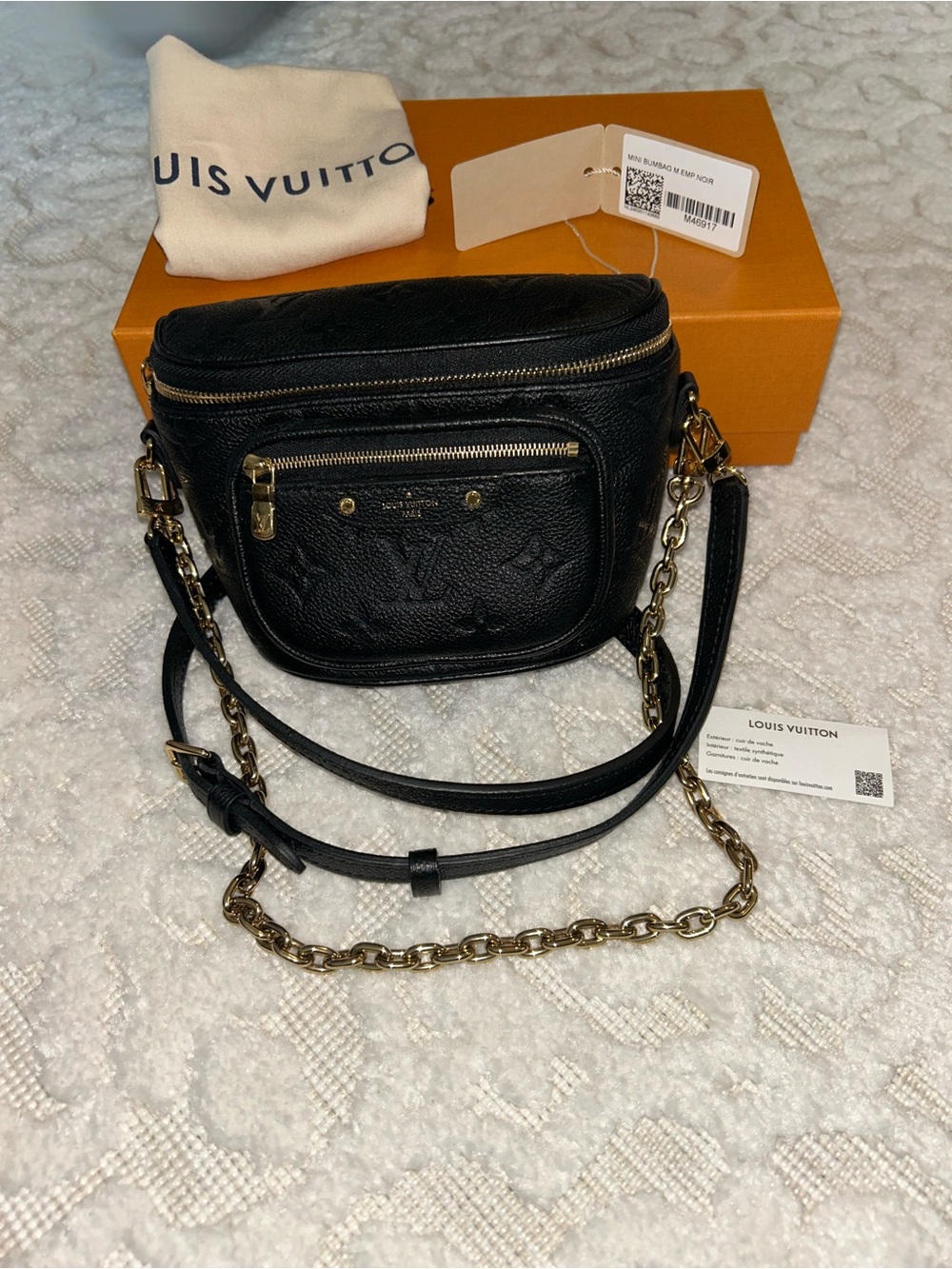 Louis Vuitton Black Leather Mini Bum  Bag with Gold Chain and leather strap - Picture 6 of 10